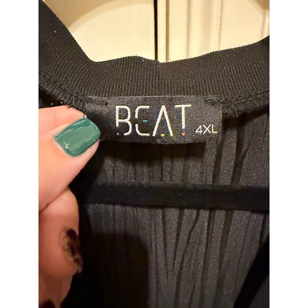 BEAT Women's Black Pleated Look Long Sleeve Button Up Cardigan Plus Size 4X - Picture 4 of 9